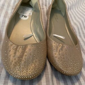 Madeline new Size #7 W